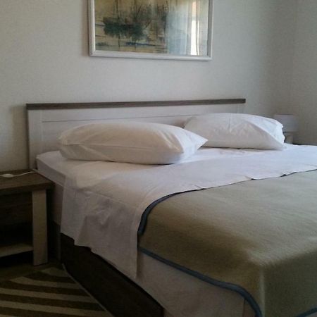 Apartments Anaivana Трогир Екстериор снимка