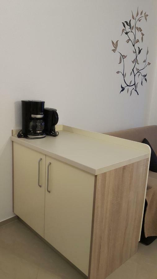 Apartments Anaivana Трогир Екстериор снимка